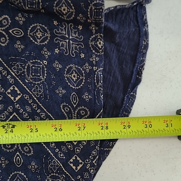 Lucky Brand navy blue patterned top size 2X - Picture 8 of 8